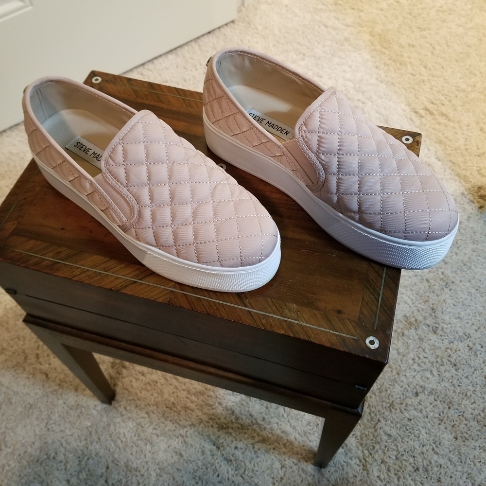 Steve Madden slip on shoes.  Size 6.5.  Excellent condition.